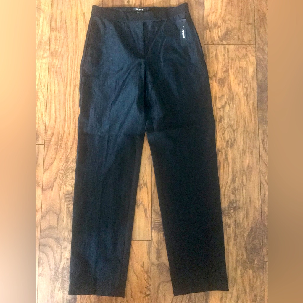Dkny Dress Pants. Wool Blend. Size 6